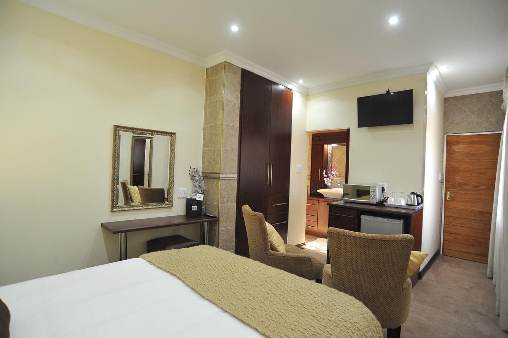 Sunset Manor Guest House Potchefstroom Kültér fotó
